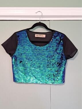 Reverse Blue And Green Sequins Short Sleeve Crop Top Size Small